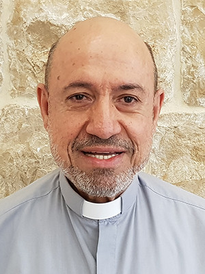 الخوري