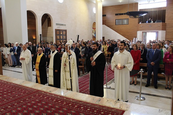 قدّاس الفصح في كاتدرائيّة القيامة